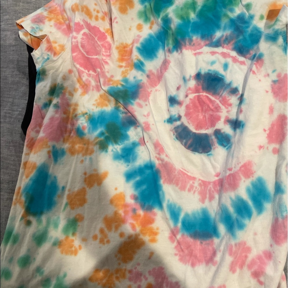Polo t shirt tye die